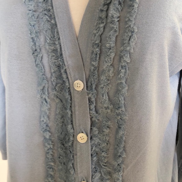 🌺Talbots Petite cardigan  w/ embellishments 🌺 - Picture 4 of 7